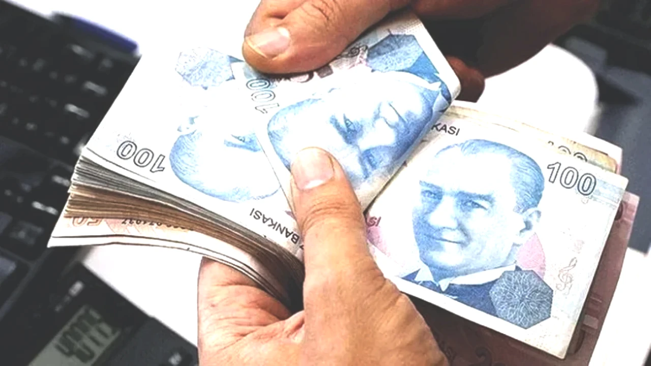 Emekli Aylıklarına Rekor Zam Geliyor! 2026'da En Düşük Emekli Maaşı Ne Olacak?